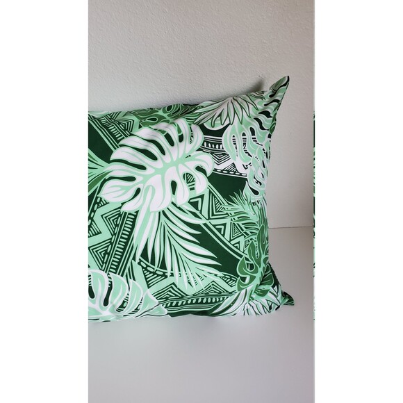 Green Poly-Cotton Blend Pillowcase with Monstera & Palm Leaves | Handmade - Picture 2 of 4